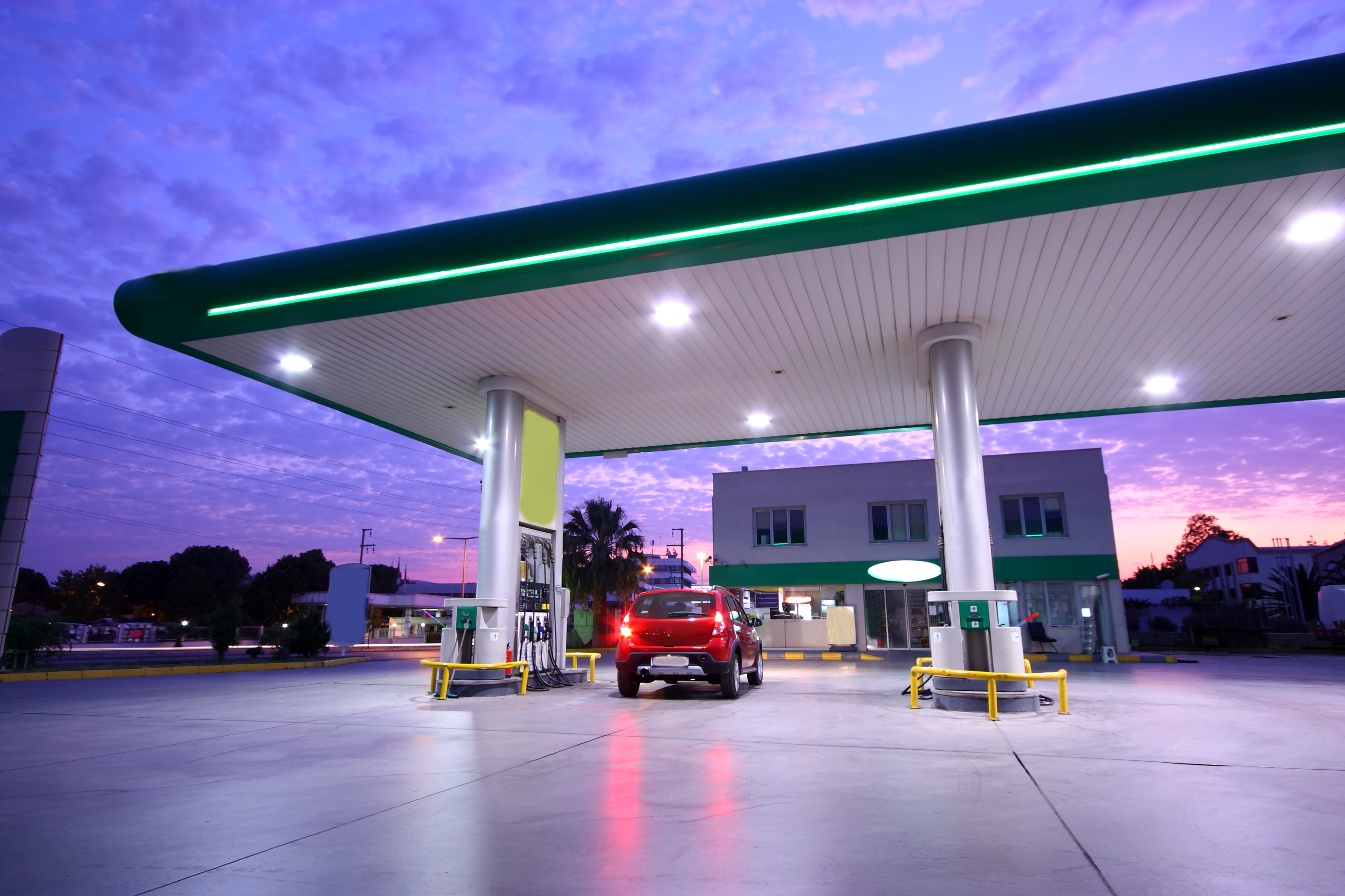 La trasformazione dei distributori di carburante 